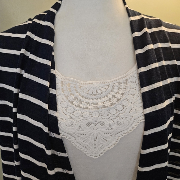 Kim Rogers Women's Size PXL Navy and White Striped Cardigan with Shirt New - Picture 3 of 12